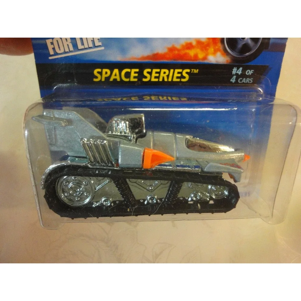 Mattel HOT WHEELS Die‎ cast 15231 Space series Treadator #391 1995 NEW 4 of 4